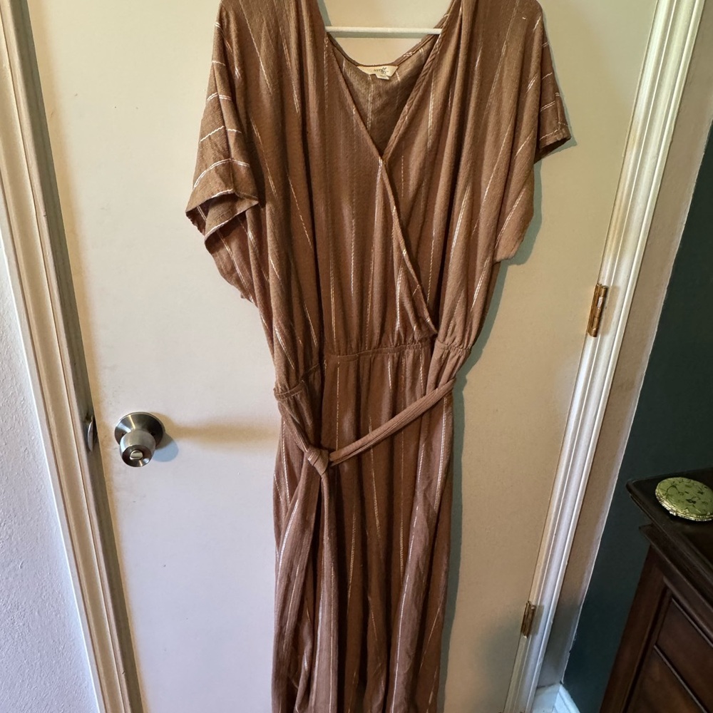 Sky Brown Romper with Subtle Stripes